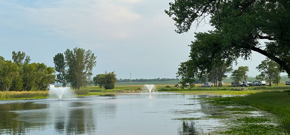 Ara Fountains Mast